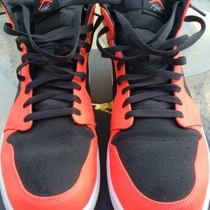 Air Jordan 1 Infrared